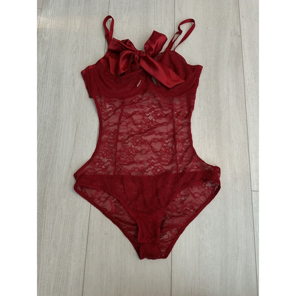 Torrid Curve Red Lace Bodysuit Teddy Sz L Underwire Snap Crotch Bow - Peek A Boo